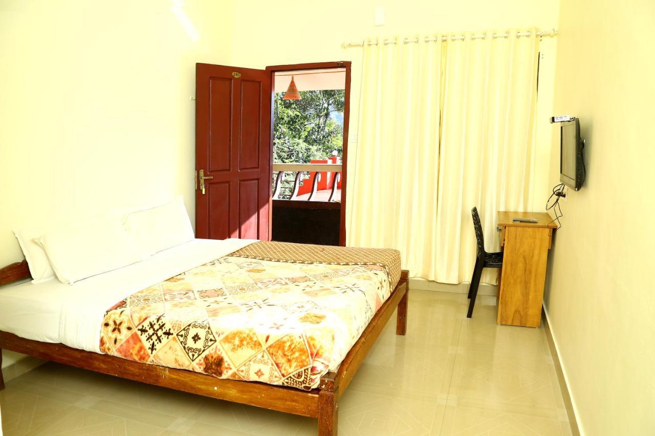 Green Magic Riverside Resort Munnar Exterior photo